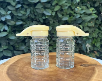 Vintage Salt and Pepper Shaker Set with Flip Top Lids