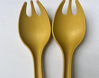 Tupperware Serving Spoon/Fork in Harvest Gold Set of 2