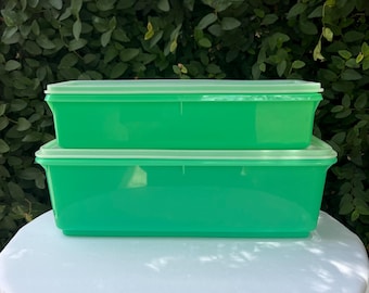 Tupperware Vegetable Crisper Celery Keeper in Jadeite Green Containers with Lids and Rack Insert