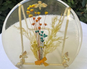 Resin Trivet Hotplate with Dried Flowers and Birds