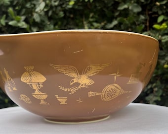 Pyrex Early American Cinderella Bowl 444