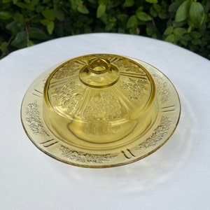 Federal Glass Butter Dish in Cabbage Rose Pattern Depression Glass