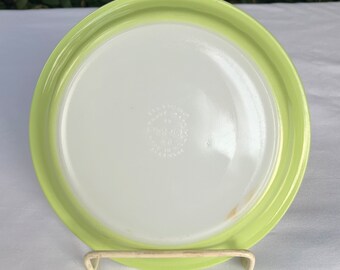 Assiette à tarte en pyrex vert citron