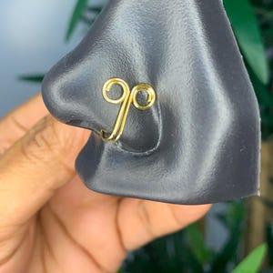 Wire 2 swirl nose cuff, clip on nose jewelry, no piercing nose ring, gold plated steel accessories, tarnish resistant fake minimalist ring