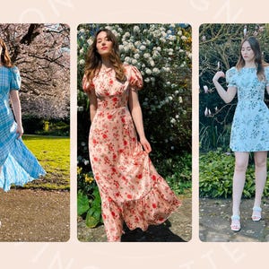 Op de afbeelding: Drie vrouwen dragen verschillende bloemenprintjurken met pofmouwen. De jurken zijn in tinten blauw, roze en wit. De vrouwen staan voor een achtergrond van groene bomen en bloemen.