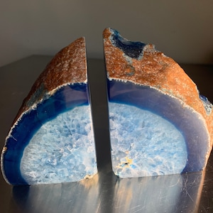 Pair of 2 Blue Dyed Agate Bookends - 1032 Grams - Agate Free Forms - Natural Bookends - Rustic Modern Decor - Blue Agate Bookends