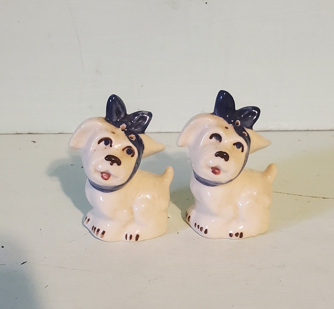 Vintage Shawnee Muggsy Dog Salt and Pepper Shakers Etsy