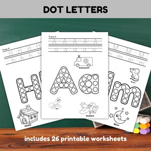 Könnte beinhalten: Schwarz-weiße druckbare Arbeitsblätter zum Erlernen der Buchstaben H, A und M. Jeder Buchstabe besteht aus Kreisen, die einem Pop-it-Spielzeug ähneln. Die Arbeitsblätter enthalten Linien zum Nachzeichnen, ein Bild eines Objekts, das mit dem Buchstaben beginnt, und das Wort für das Objekt. Der Text "DOT LETTERS" und "includes 26 printable worksheets" ist ebenfalls enthalten.