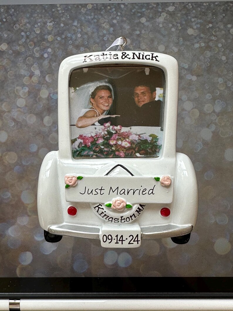 Wedding Car Picture Frame Personalized Christmas Ornament- Just Married- Newly Married Couple- Wedding Favors- Gift