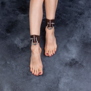 Heavy Duty Leather Shackles, Different Color Options, For Ankle.