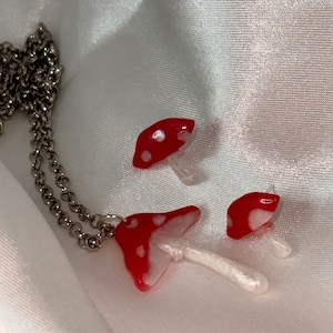 Magic Mushrooms Jewelry Set, fairytale mushrooms, handmade UV Resin and Mica Powder