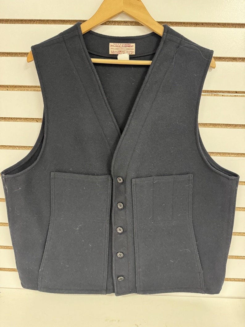 Filson Mackinaw virgin wool vest black 48 handwarmer pockets slotted style 20 bh image 1