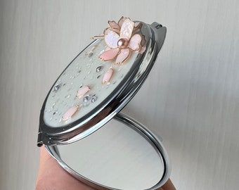 Sakura Mirror Compact