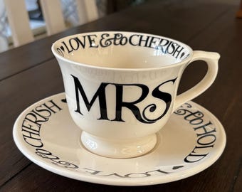 EMMA BRIDGEWATER Black Toast and Marmalade Pottery Mrs. Footed Teacup and Saucer