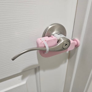 Sneaky Cat Preventer - Door Lever Locker - EZ install