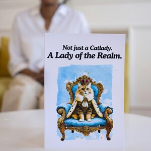 Carte d'anniversaire chat Carte de fête des mères Carte numérique amusante pour dame chat amoureuse des chats petite amie Carte de vœux disant couronne médiévale