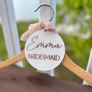 Acrylic Bridal Hanger Tag, Custom and Personalized, Bridal Gift, Wedding Party, Bridesmaid Dress Tag, Hang Tag for Wedding Dress, 4inch Disc