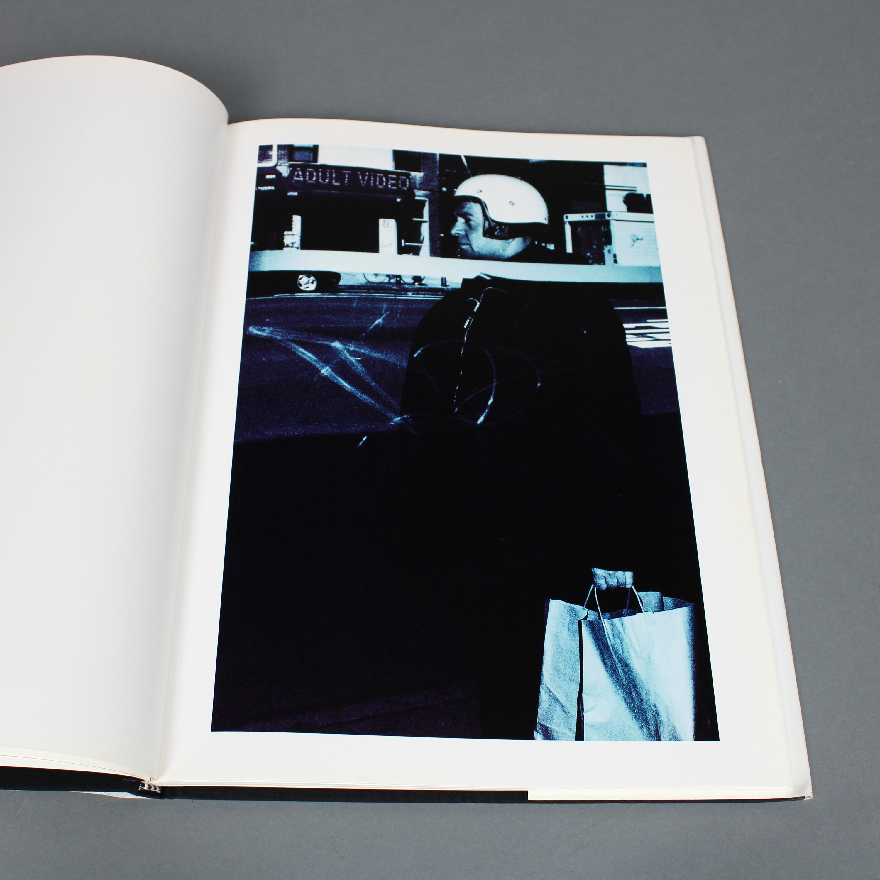 Photobook: 33 Still Lives - Anton Corbijn - Schirmer / Mosel