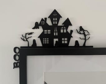 Ghost House Door Frame Accent - 3D-Printed Door Corner Decor