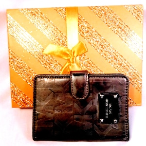 Carteira Michael Kors dobrável para mulheres, carteira de viagem de couro de designer, carteira de couro dobrável para presente para ela, presente de madrinha para uma amiga
