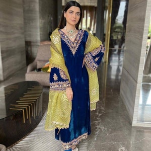 Pakistani shop sleeves style