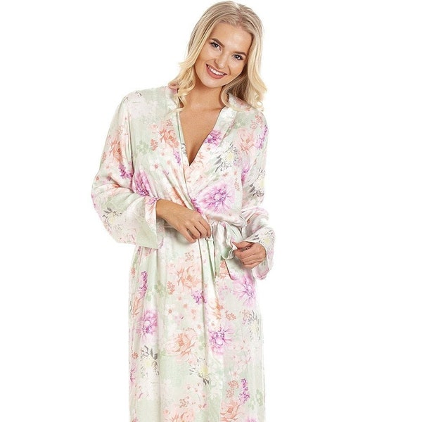 Womens Classic Lightweight Floral Wrap