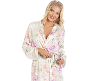 Womens Classic Lightweight Floral Wrap