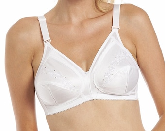 Womens White Soft Cup Non-Wired Bra