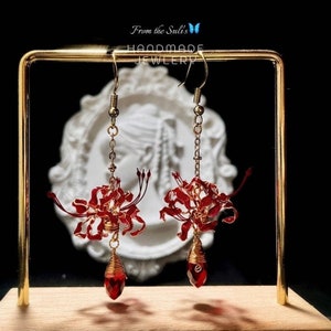 Handmade Japanese Kanzashi Necklace,spider Lily Necklace