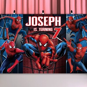 Może przedstawiać: Czerwono-niebieskie tło na przyjęcie urodzinowe z motywem Spidermana z tekstem "Joseph kończy 7 lat".
