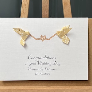 Anpassbare Hochzeitskarte handgefertigt aus japanischem Origami-Papier Liebesvögel Yuzen-Papier & Liebesherzknoten für ein besonderes Paar 'Ehepaar'