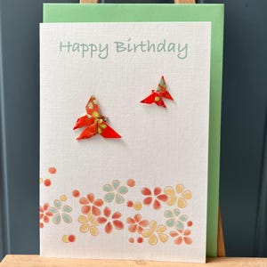 Carte d'anniversaire faite main Origami Papillons et fleurs orange chaud soleil Chiyogami, papier Yuzen japonais A6