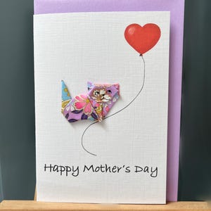 Carte de fête des mères faite main en origami mignon chat Lavande et fleurs avec ballon coeur Papier japonais Chiyogami Yuzen pour les amoureux des chats A6
