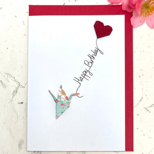 Carte d'anniversaire fait main Grue en origami & ballon coeur de mûrier rouge, papier Yuzen japonais Personnalisable