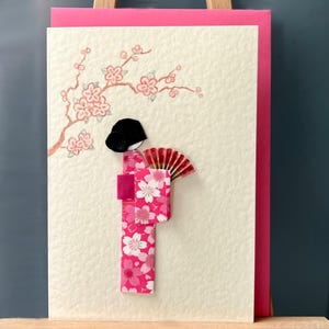 Handgemachte Karte Origami Japan Kimono Geisha mit Fächer Yuzen Washi rosa Sakura Papier, Kirschblüten Design