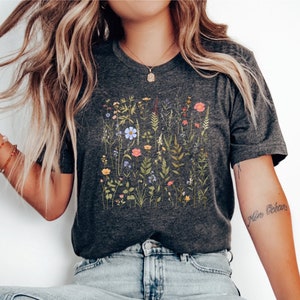 Pressed Wildflower T-Shirt: Boho Cottagecore Floral Tee