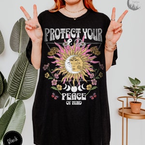 Protégez votre chemise Peace, T-shirt épais couleurs confort, chemise bohème, cadeau pour ado, chemise chrétienne, t-shirt vintage, t-shirt hippie, chemise rétro Noir