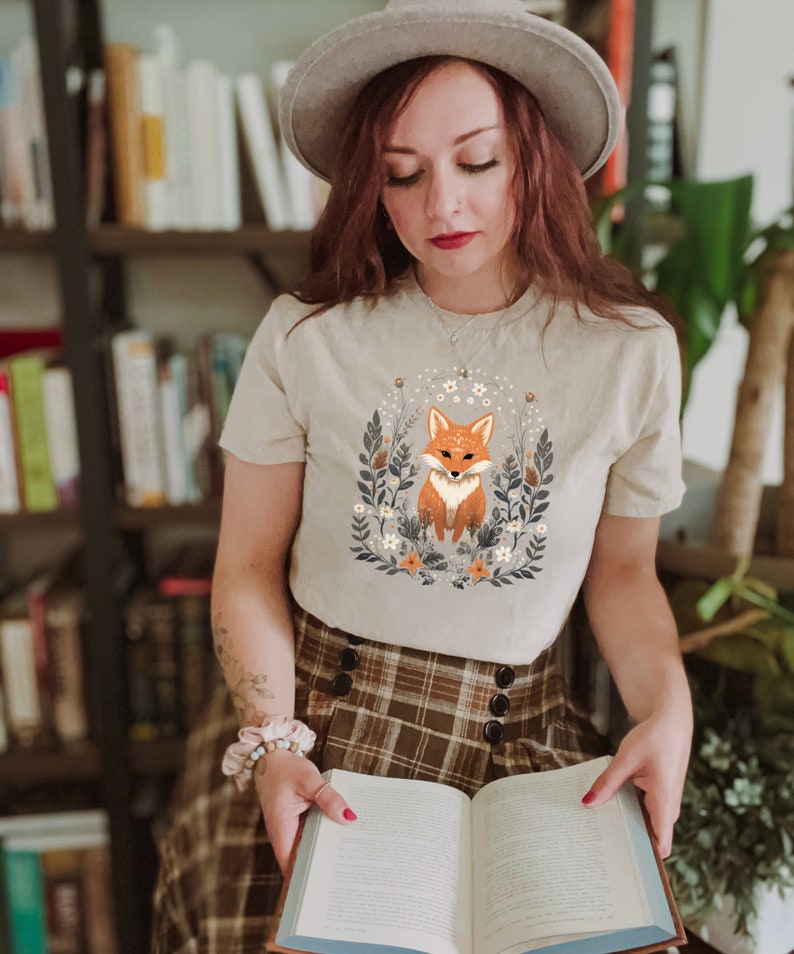 Vintage Fox Cottagecore T-Shirt: Forest Animal Tee Soft Cream