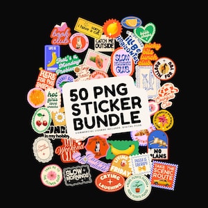 Puede incluir: Una colección de pegatinas digitales coloridas con varias ilustraciones y textos que incluyen frases como 50 PNG STICKER BUNDLE, book club, slow mornings, cowgirl era y take the scenic route, dispuestas en un grupo denso sobre fondo negro.