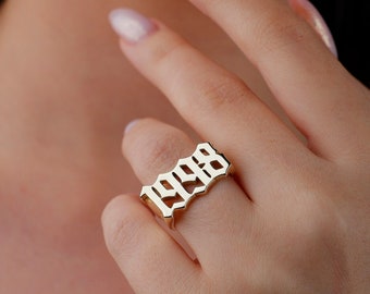 New Year Ring - Christmas Gift - Gothic Date Ring - Stackable Year Ring - Birthday Year  Ring - Custom Date Ring -Kylie Jenner