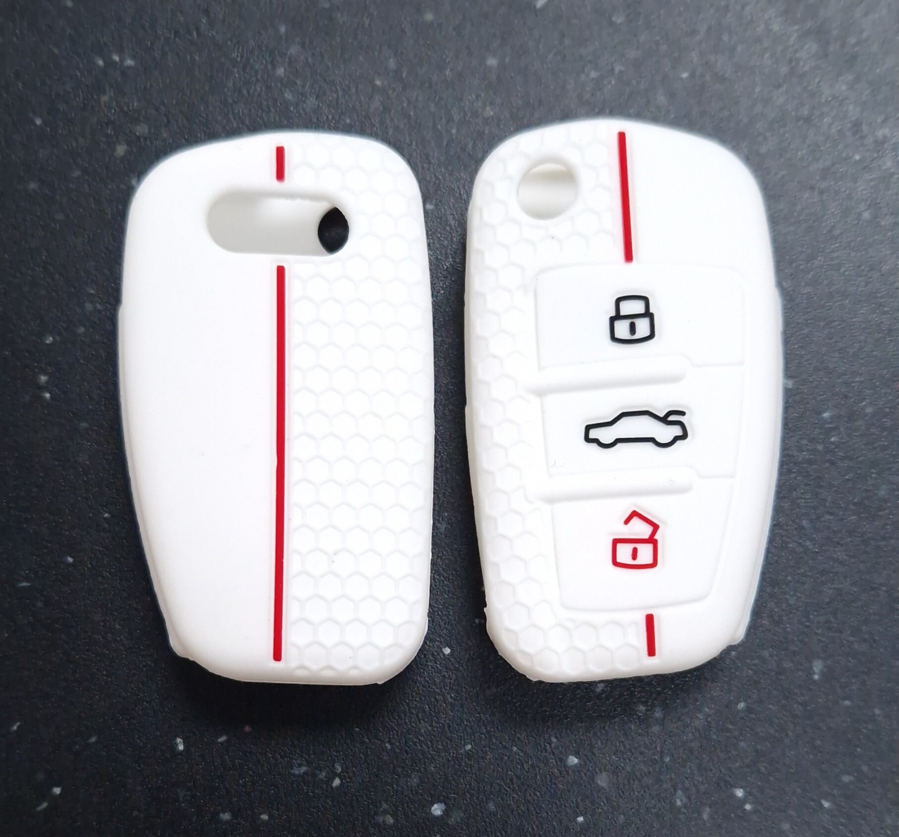 A6 A8 Q7 Q8 Key Holder Zinc Alloy Leather Car Remote Key Case Cover For Audi A1 A3 8P A4 A5 A6 C7 A7 S3 S7 S8 R8 Q2 Q3 Q5 Q7