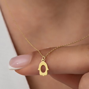 14K Solid Gold Mini Hamsa Naszyjnik Wisiorek, Ręka Fatimy Naszyjnik Minimalistyczna Ręka Boga Biżuteria, Ochrona Ręcznie Robiona Biżuteria Prezent Dla Mamy