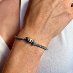 Pulsera unisex personalizada con letras en forma de cubo en oro real de 14 k, pulsera con inicial personalizada, pulsera apilable con cordón, regalo de joyería de cumpleaños para ella