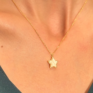 14K Gold Mother of Pearl Star Necklace: Dainty Layering Jewelry