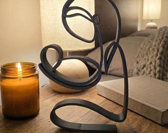 Escultura minimalista de mãe e filho em arame | Decoração moderna para quarto de bebê | Presente para nova mamãe | Estátua abstrata de arte linear representando a maternidade | Presente para o Dia das Mães