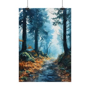 Mystischer Waldweg im Nebel Poster - Geheimnisvolle Natur, 4 Größen, Matt/Glanz