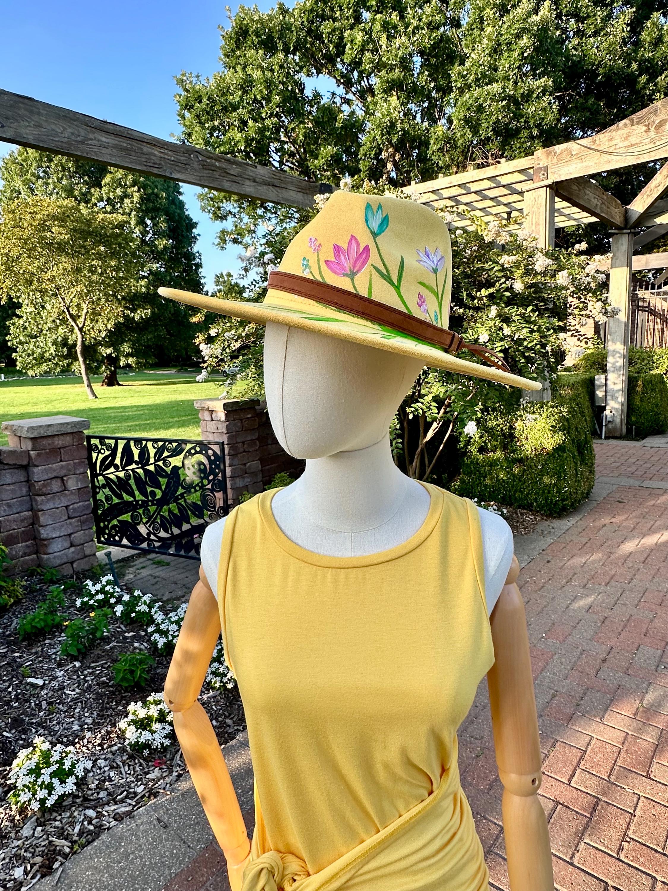 Hand-painted Yellow Fedora, Floral Western Rancher Hat - Etsy display picture 2