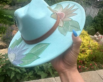 Mint Green Cowgirl Hat: Hand-painted Paisley Vegan Felt  display picture 2