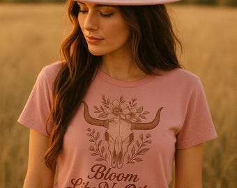 Rosa Wild Heart-tröja | Blommig tjurskalle, bohemisk stil