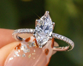 Vintage 1.5CT Marquise Cut Moissanite Engagement Rings Lab-Diamond Ring Solitaire Marquise Wedding Rings Marquise Promise Ring CZ Gold ring